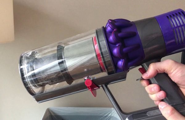 Sửa máy hút bụi Dyson bị cháy